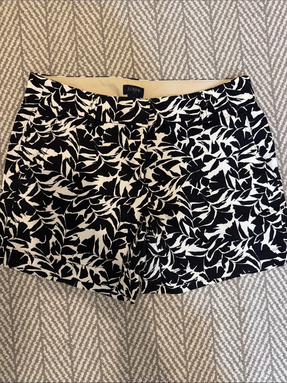 J. Crew Black & White Leaf-Print Women's Shorts